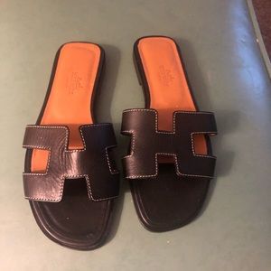 Black/Brown flat slip on size 6.5